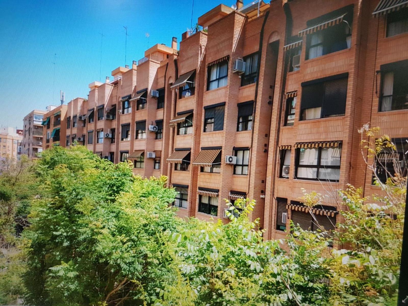 Apartamento Cerca De La Playa Y Ciudad De Las Ciencias Valência Exterior foto